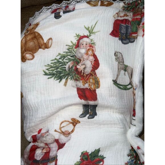 NWT Envogue Santa Christmas Reversible Dreamy Cotton Gauze Throw Blanket 50 x 70 - Picture 8 of 16